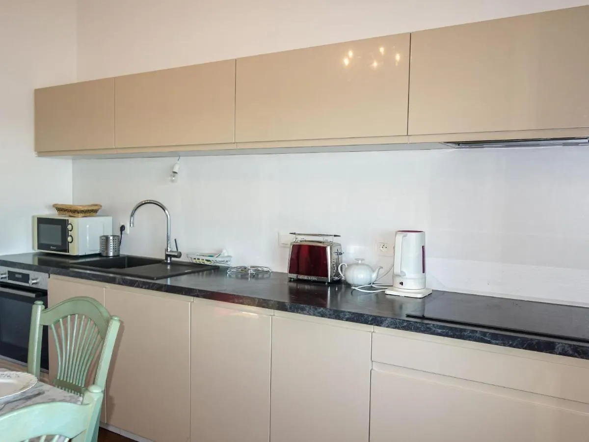 Apartment Les Nielles By Interhome Saint-Malo 0*,  Frankrike